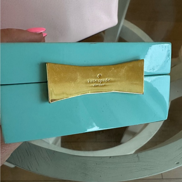 Kate Spade wristlet & Jewelry box ⭐️ - Picture 2 of 12